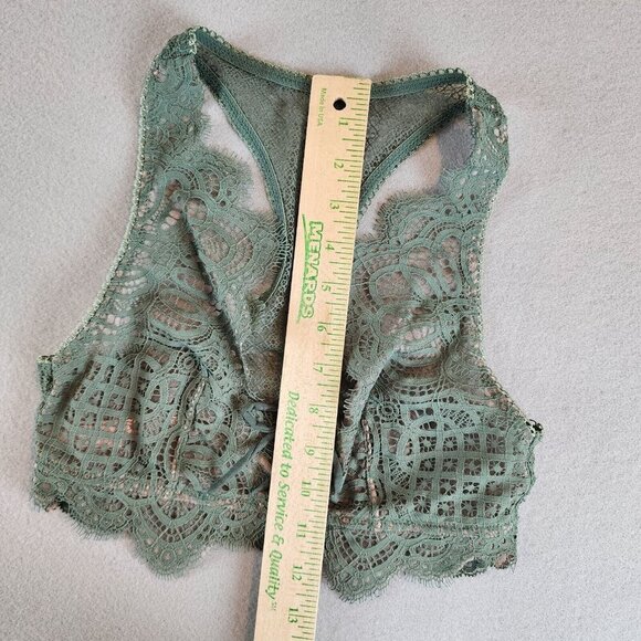 Victoria's Secret Dream Angels Wireless Eyelash Lace Bralette Sexy Sheer sz XS - Picture 4 of 11